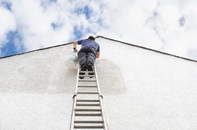 Peinture extérieure à Forges-la-Forêt — façades et ravalement